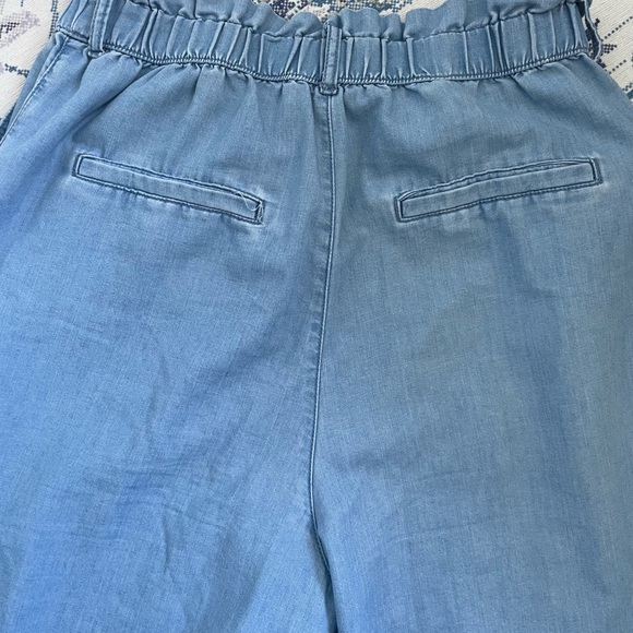 H&M &Denim Girlfriend Fit Regular Waist Chambray Wide Leg Jeans-Size 8-NWOT - Picture 7 of 8